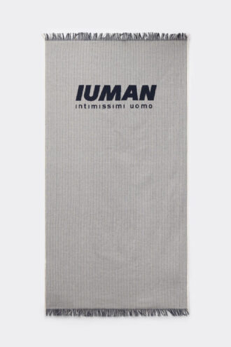 Gestreiftes Strandtuch