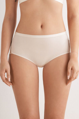 Hoch geschnittene Unterhose aus Mikrofaser und Spitze