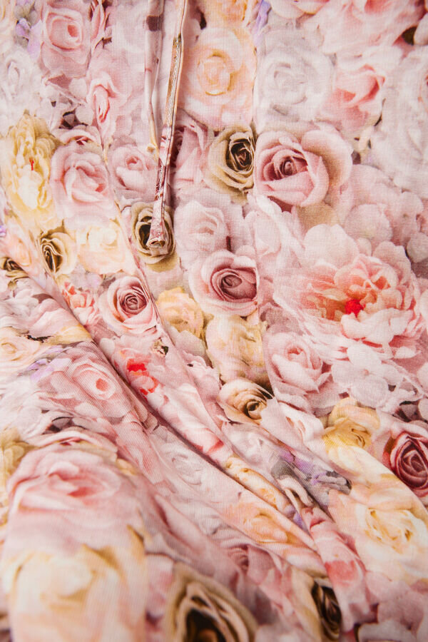 Lange Pyjamas aus frischem Bambus mit Blütenprint Lange Pyjamas aus frischem Bambus mit Blütenprint