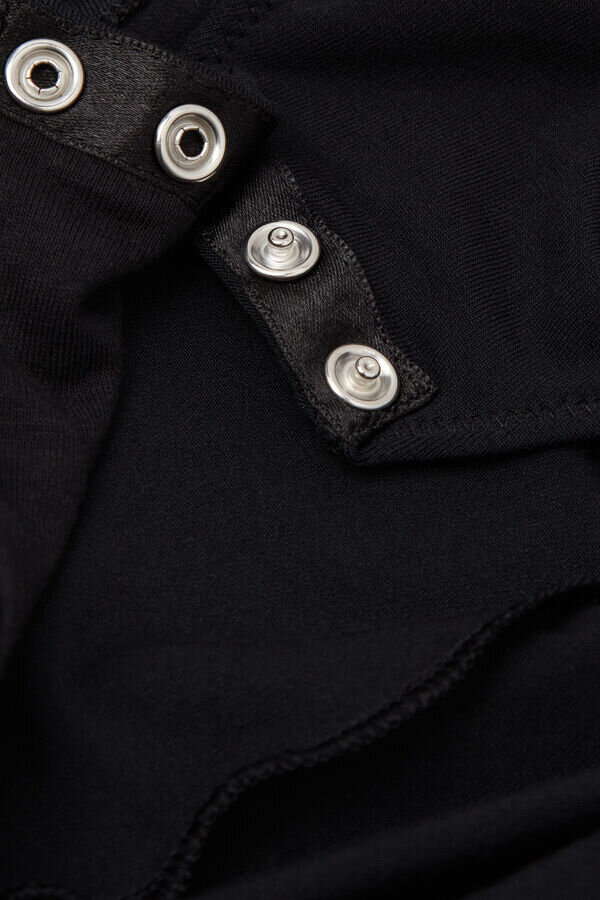 Langärmeliger Essential-Body aus Modal mit offenem Rücken Langärmeliger Essential-Body aus Modal mit offenem Rücken