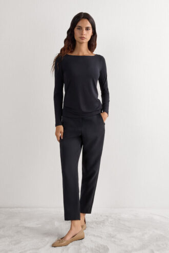 Langärmliges Oberteil mit U-Boot-Ausschnitt aus Micromodal