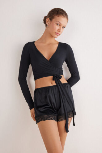 Langärmliges Wickeloberteil aus ultraleichtem Modal mit Kaschmir