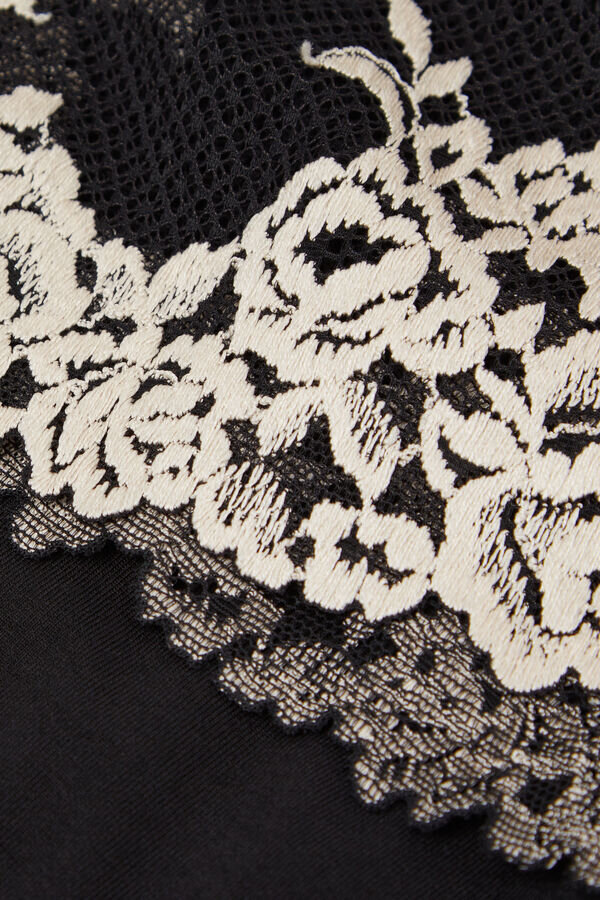 Pretty Flowers Modal Slip Pretty Flowers Modal Slip