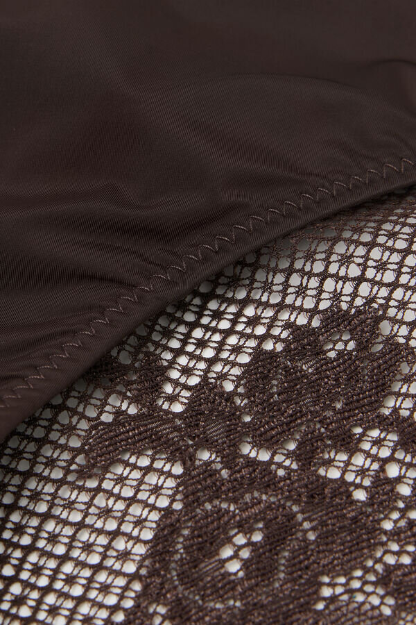 Pretty Flowers Slip with Flowers Pretty Flowers Slip with Flowers