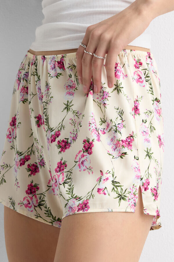 Seidenshorts mit Pretty Flowers-Print Seidenshorts mit Pretty Flowers-Print