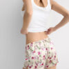 Seidenshorts mit Pretty Flowers-Print Seidenshorts mit Pretty Flowers-Print