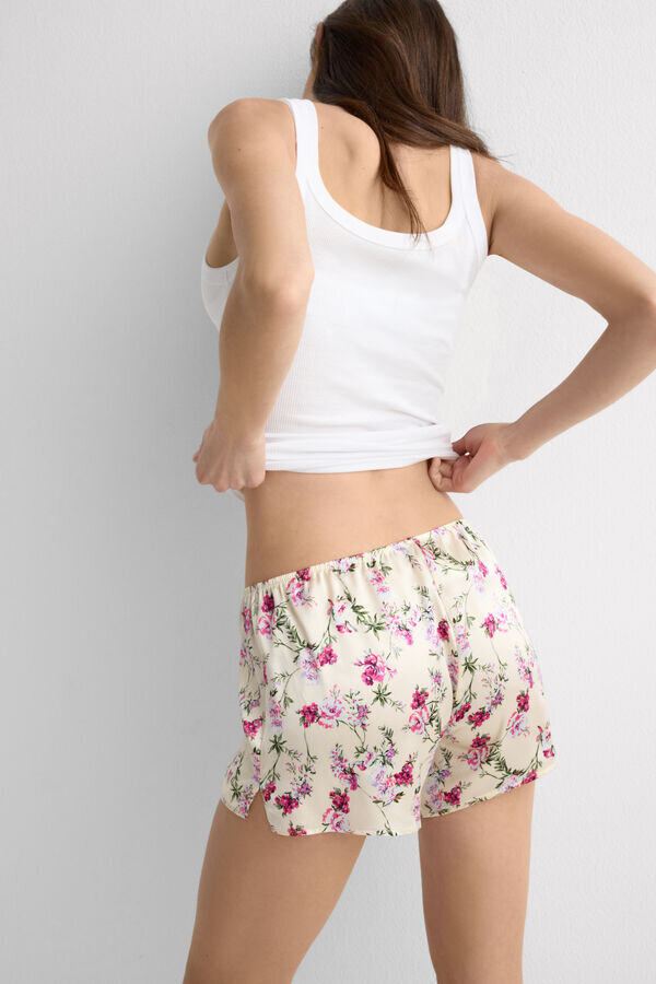 Seidenshorts mit Pretty Flowers-Print Seidenshorts mit Pretty Flowers-Print