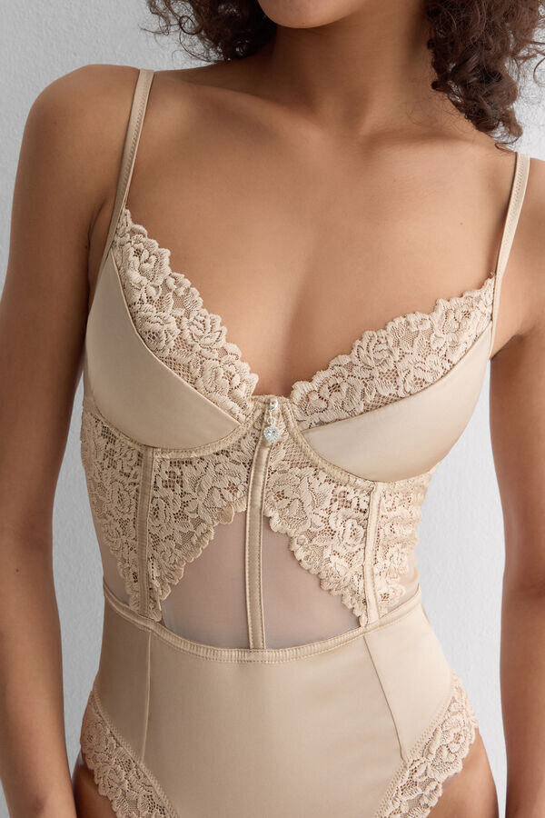 Seidige Blumen Demilune-Bodysuit Seidige Blumen Demilune-Bodysuit