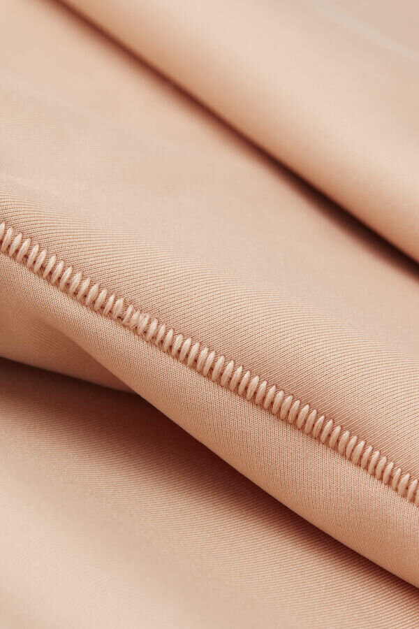 Shorts aus Mikrofaser mit Raw-Cut-Saum Shorts aus Mikrofaser mit Raw-Cut-Saum