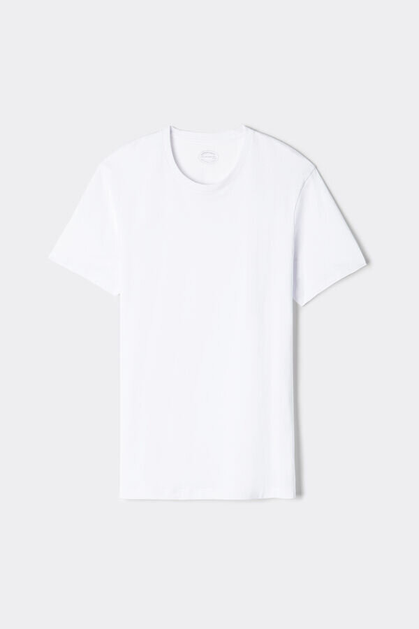 T-Shirt aus hochwertiger Baumwolle T-Shirt aus hochwertiger Baumwolle