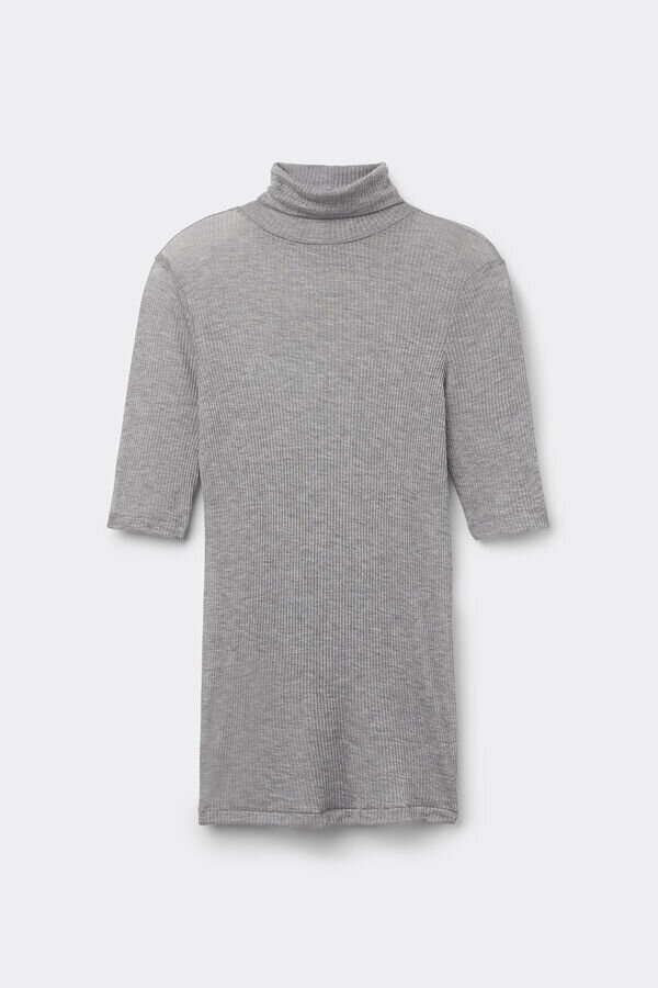 Top mit hohem Kragen aus Ultranatural mit Kaschmir Top mit hohem Kragen aus Ultranatural mit Kaschmir