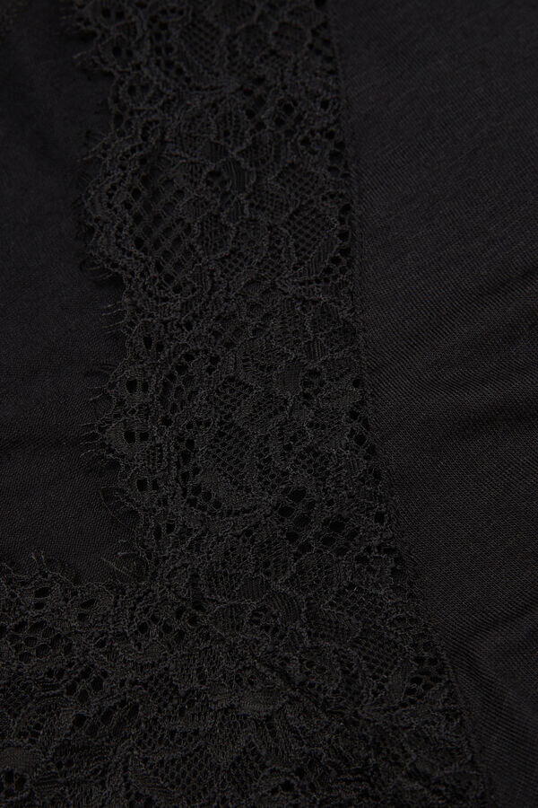 Ultraleichtes Kaschmir-Spitzenhemd mit langen Ärmeln Ultraleichtes Kaschmir-Spitzenhemd mit langen Ärmeln