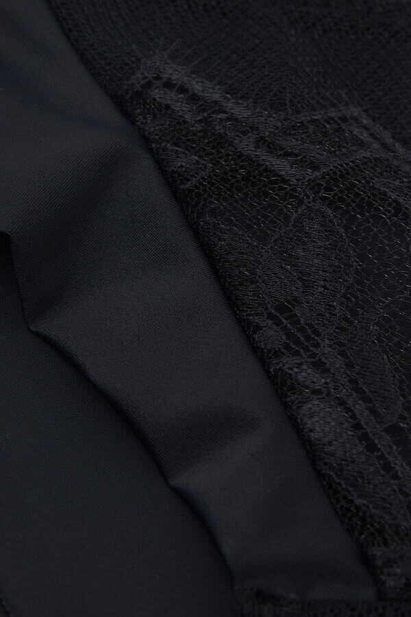 Verspielte Glamour-Spitzenhöschen Verspielte Glamour-Spitzenhöschen