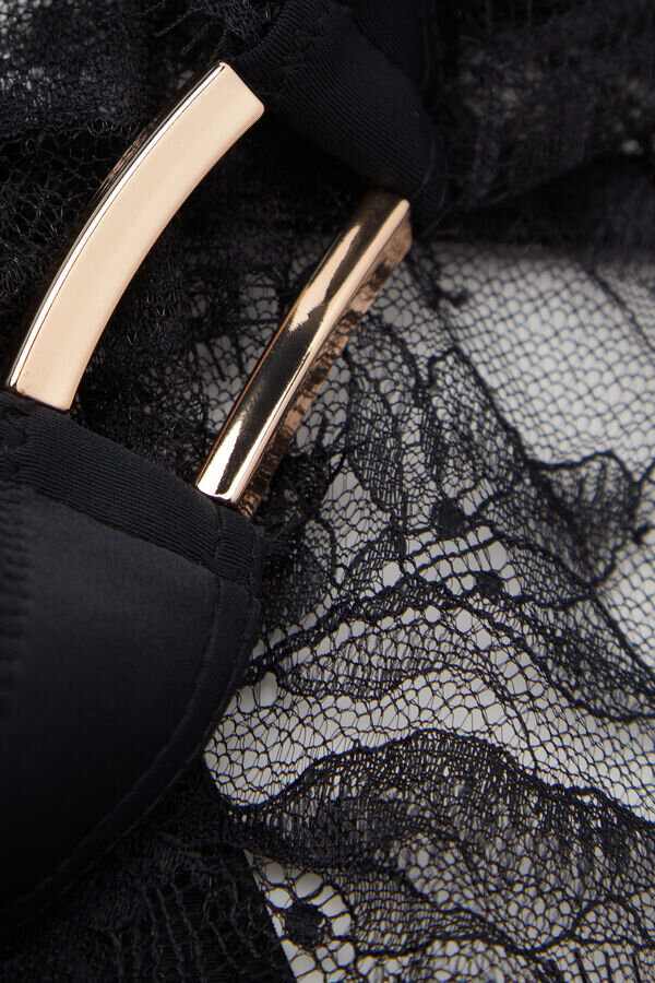 Verspielter Triangel-BH Verspielter Triangel-BH